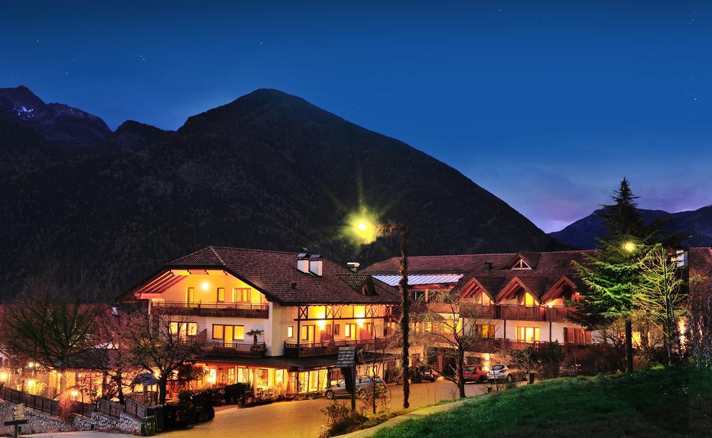 Hotel Hochrain Rasa Ngoại thất bức ảnh